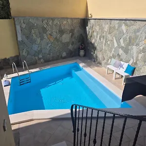 Casa vacanze Exclusive Use Swimming Pool Available From June To September, Cagliari